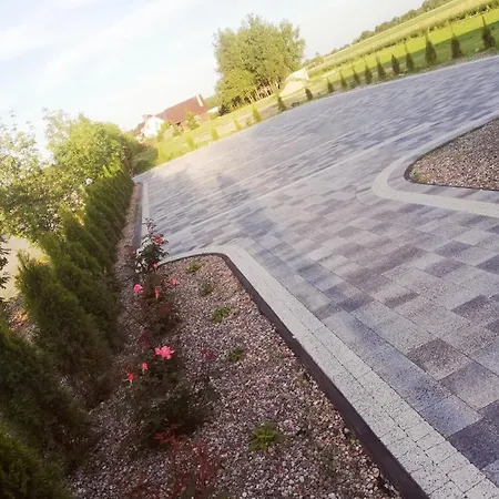 Pod Jarzebinami Z Tarasami 3* Wielki Leck